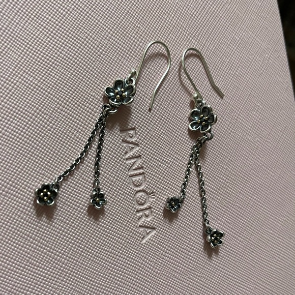 AUTHENTIC PANDORA RARE/RETIRED. FOREVER BLOOM FLOWER DANGLE EARRINGS - Picture 2 of 3